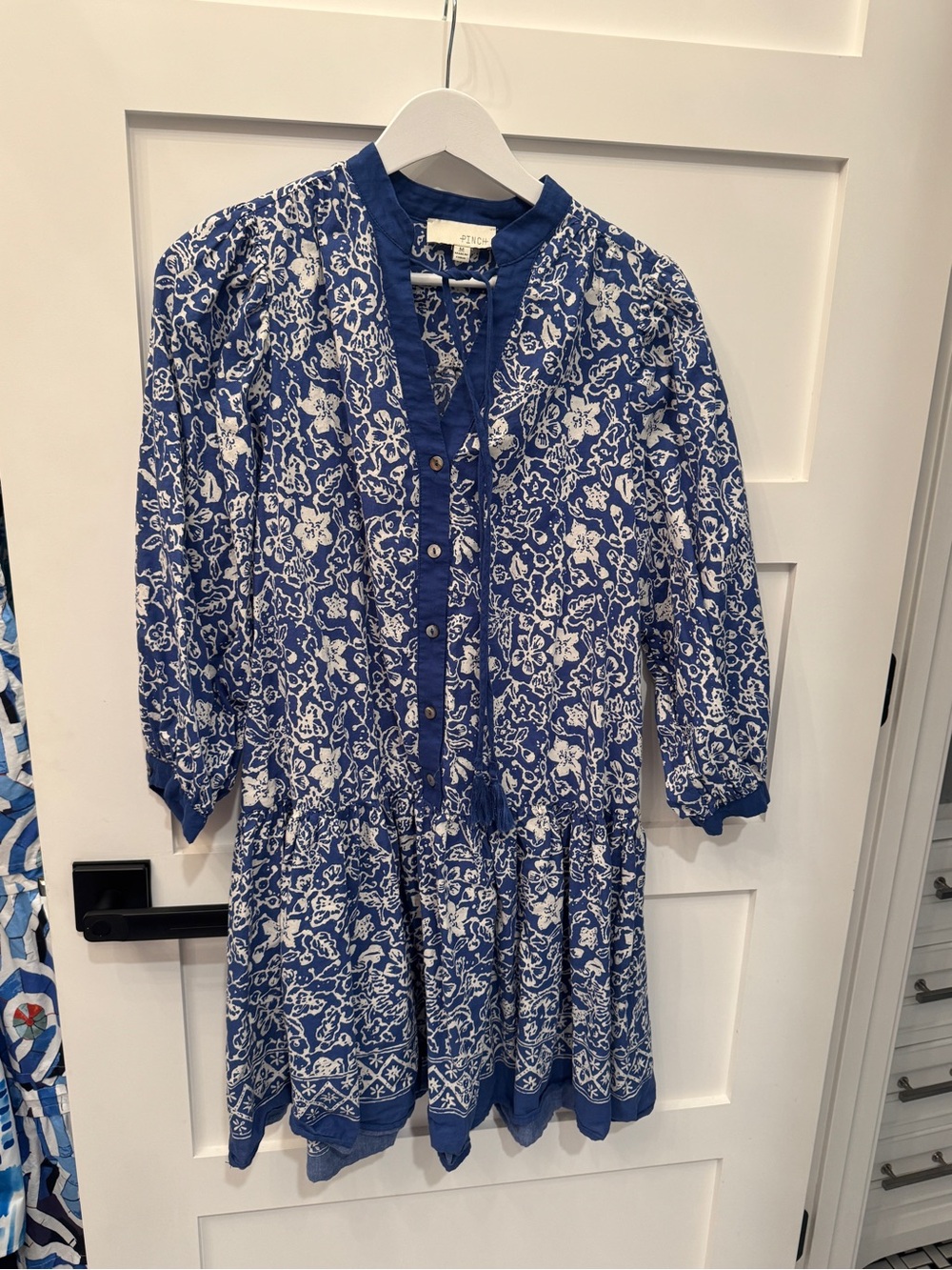 Avara dress